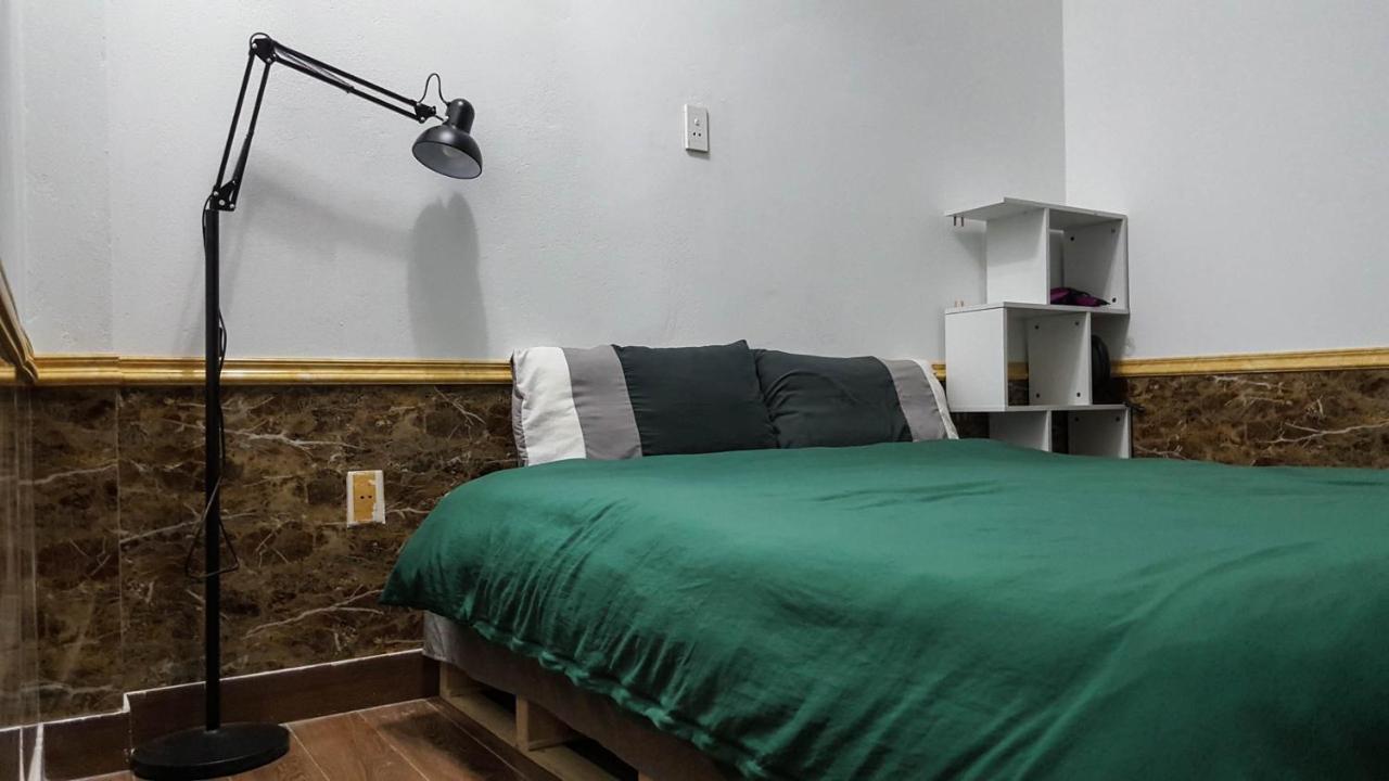 The Eyrie - Homestay In Hanoï Chambre photo